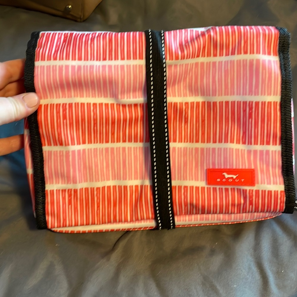 Scout Beauty Burrito Bag